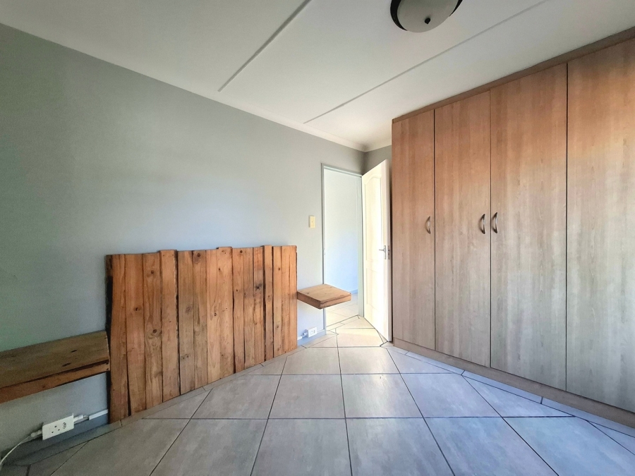 3 Bedroom Property for Sale in Nahoon Valley Park Eastern Cape
